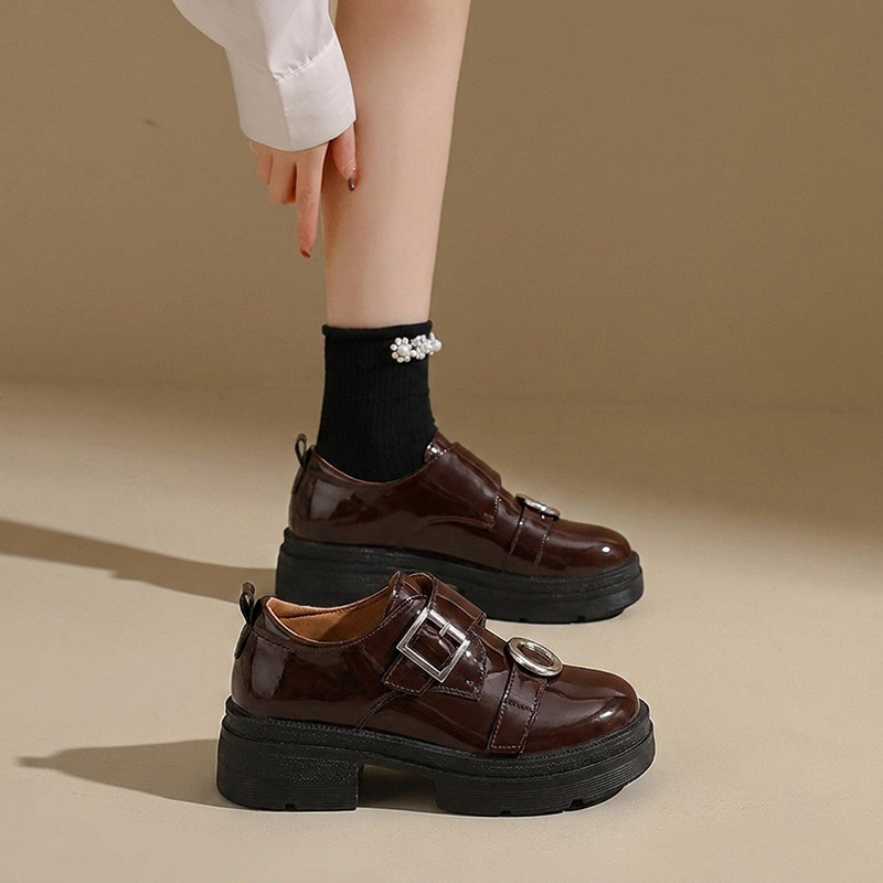여성용 통기성 메쉬 소재의 도로용 러닝화, 충격 흡수  - Shock Absorbing Gym Trainers 리뷰 및 가격